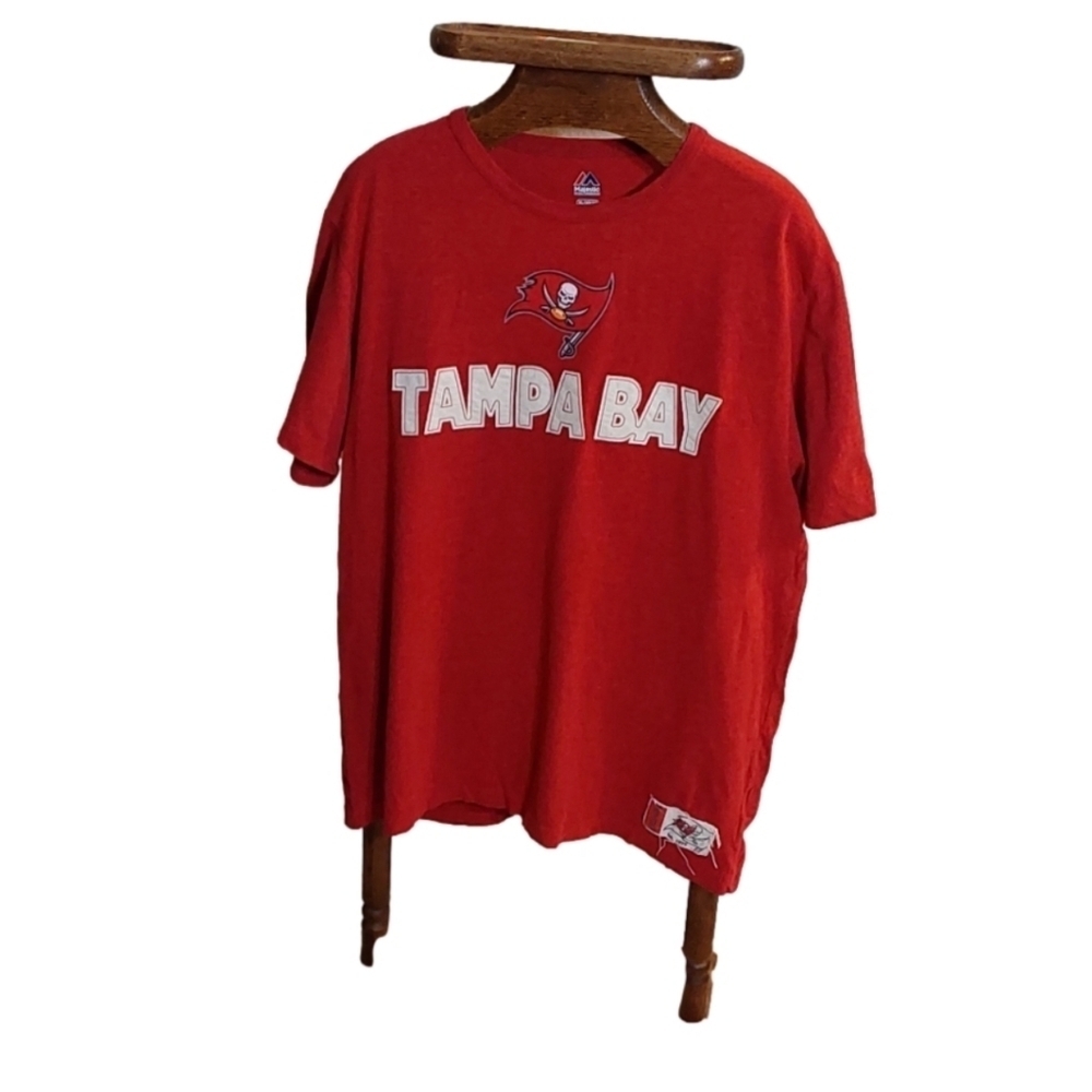 Tampa BAY BUCCANEERS‎ MAJESTIC  VINTAGE T SHIRT SIZE XL